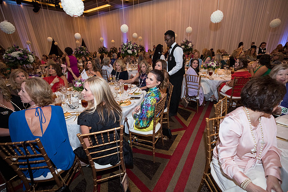 JEB46864_GCCA_QueensLuncheon