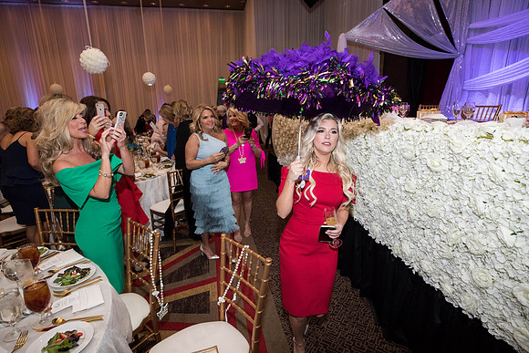 JEB46702_GCCA_QueensLuncheon