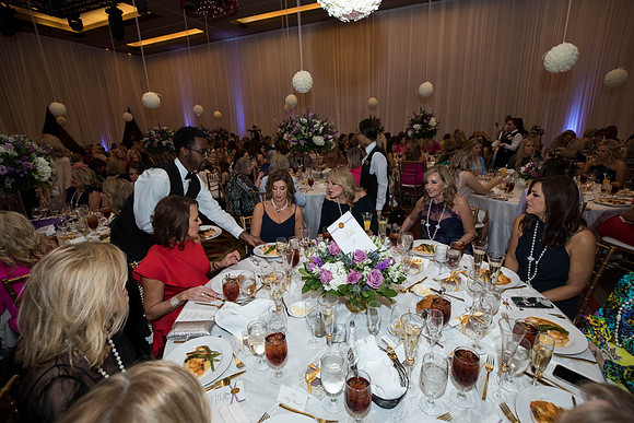 JEB46769_GCCA_QueensLuncheon