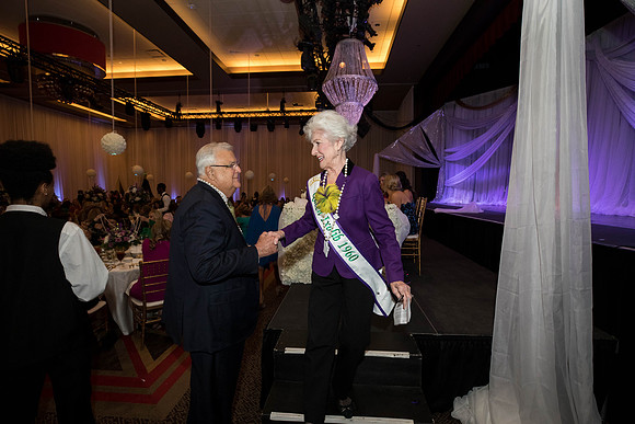 JEB46744_GCCA_QueensLuncheon