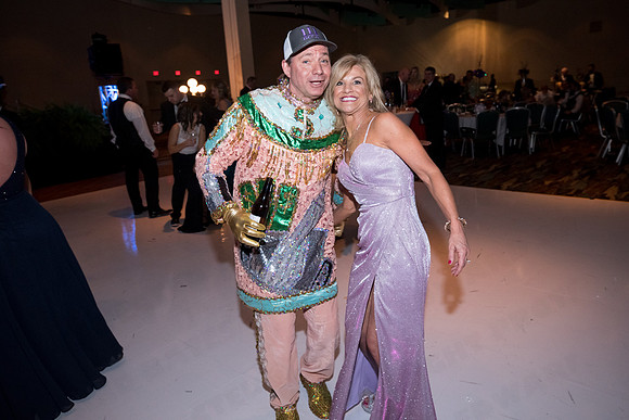 JEB42011_GCCA_ball