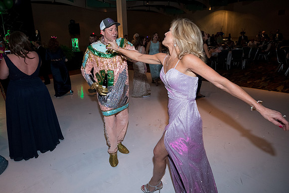 JEB42013_GCCA_ball