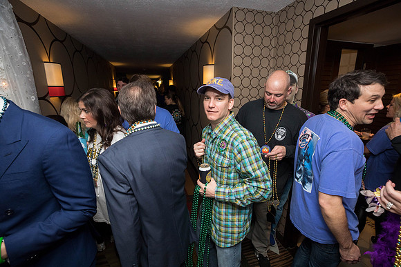 JEB38560_GCCA_HallParty