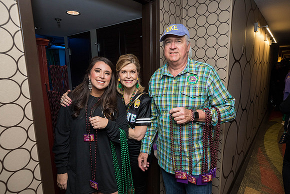 JEB38467_GCCA_HallParty