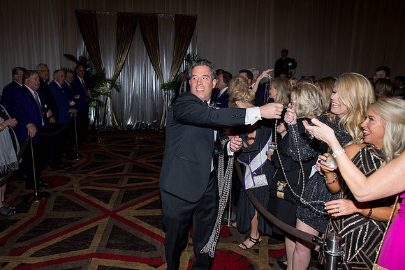 JEB38199_GCCA_RoyalReception