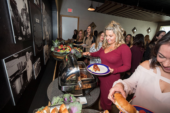 JEB48360_Athena_brunch