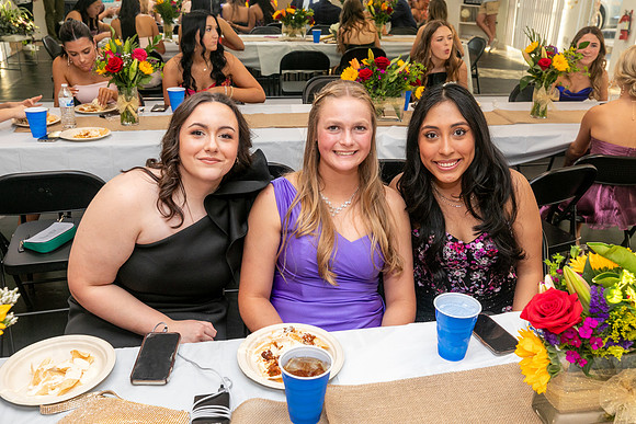 StPat_HOCO-32833