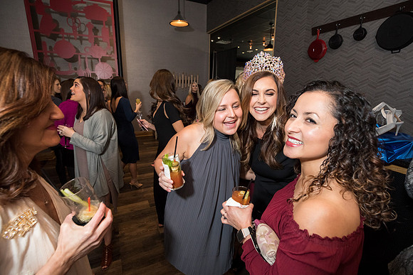 JEB48323_Athena_brunch