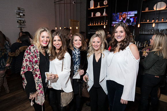 JEB48238_Athena_brunch
