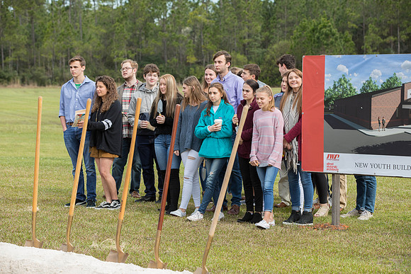 JEB46024_FBC_Youth_Building