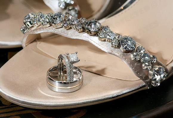 Borden_wed-32993_merge_crop