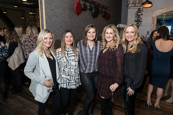 JEB48303_Athena_brunch