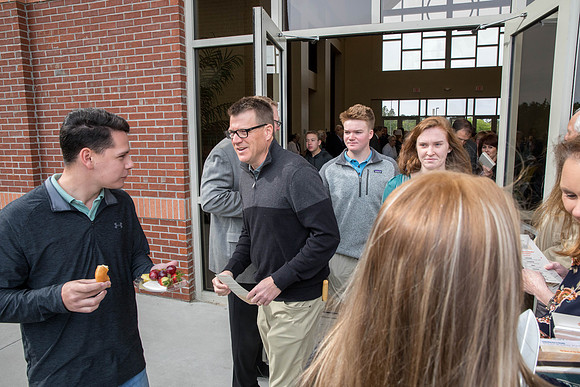 JEB37980_FBC_Youth_Building