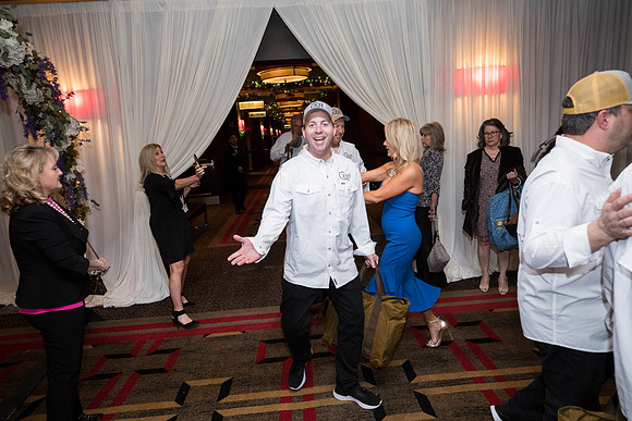 JEB46930_GCCA_QueensLuncheon