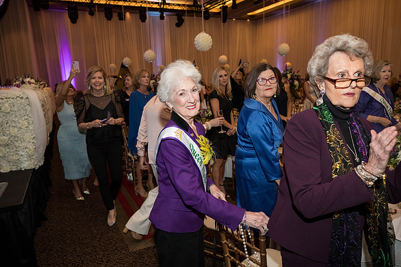 JEB46677_GCCA_QueensLuncheon