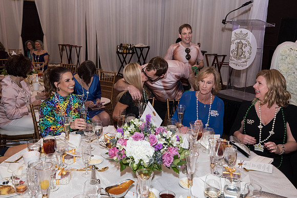JEB47060_GCCA_QueensLuncheon