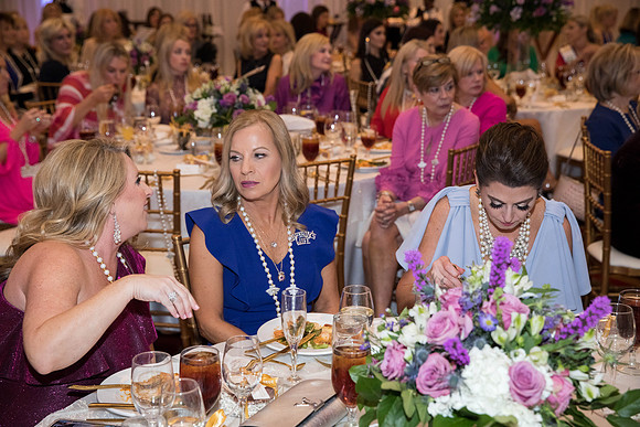 JEB37018_GCCA_QueensLuncheon