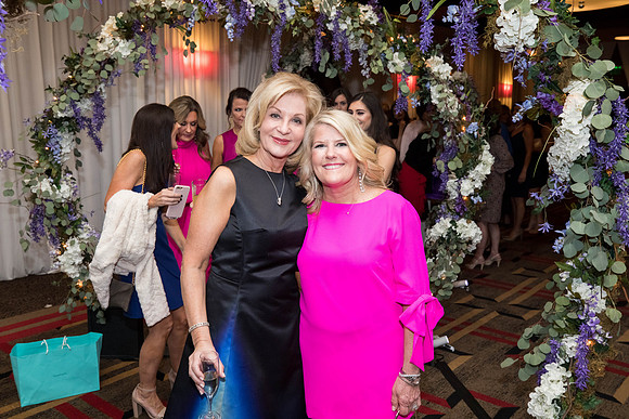 JEB46588_GCCA_QueensLuncheon