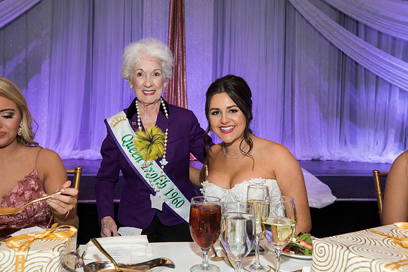 JEB46732_GCCA_QueensLuncheon