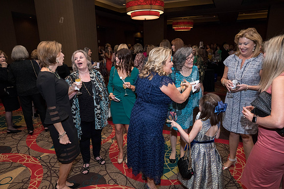 JEB46492_GCCA_QueensLuncheon