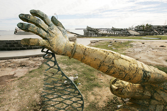 Biloxi_GoldenFisherman_LX3N3877a