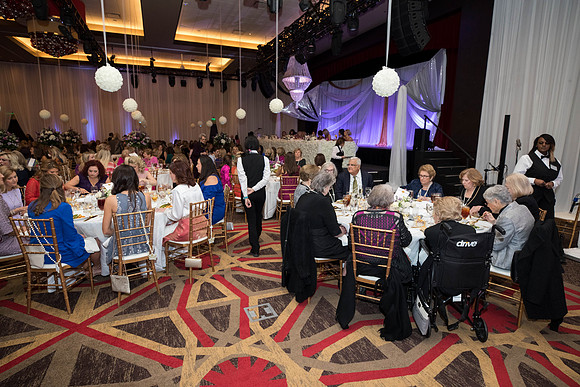 JEB46763_GCCA_QueensLuncheon