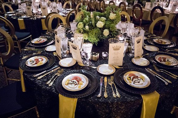 JEB38921_GCCA_KingsDinner
