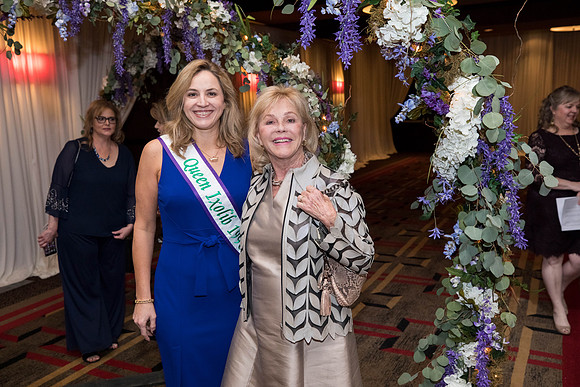 JEB46561_GCCA_QueensLuncheon