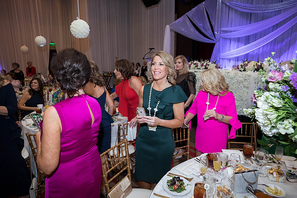 JEB46666_GCCA_QueensLuncheon