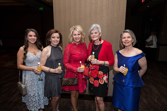 JEB46371_GCCA_QueensLuncheon