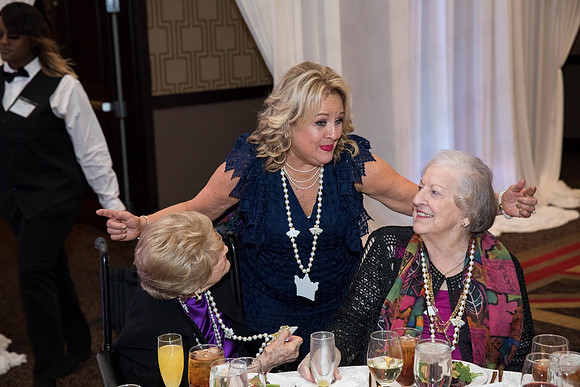 JEB36961_GCCA_QueensLuncheon