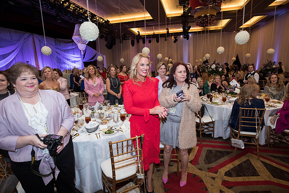 JEB46672_GCCA_QueensLuncheon