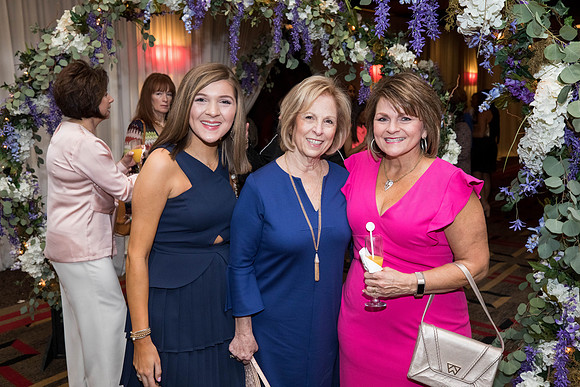 JEB46594_GCCA_QueensLuncheon