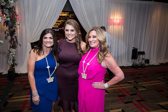 JEB46911_GCCA_QueensLuncheon