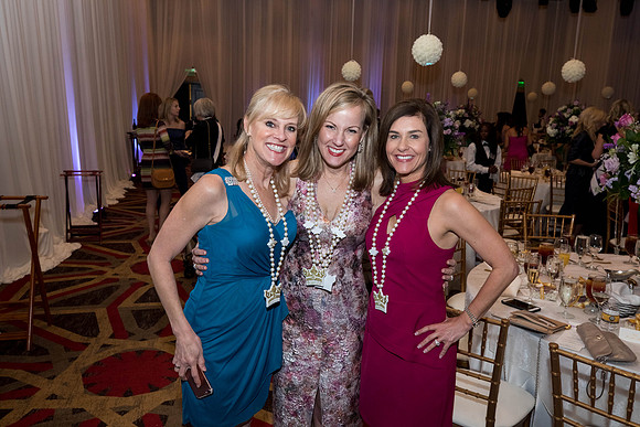 JEB47087_GCCA_QueensLuncheon