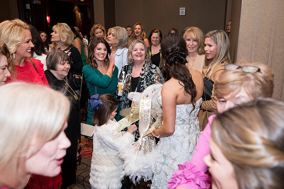 JEB46419_GCCA_QueensLuncheon