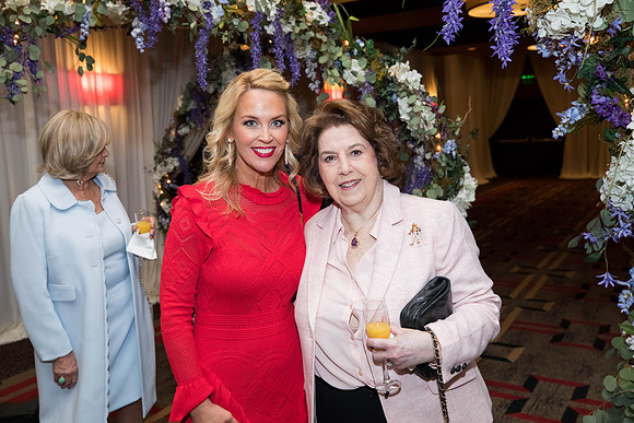 JEB46563_GCCA_QueensLuncheon