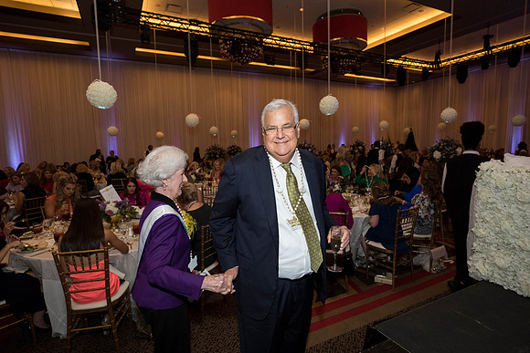 JEB46746_GCCA_QueensLuncheon