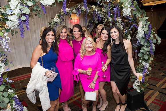 JEB46590_GCCA_QueensLuncheon