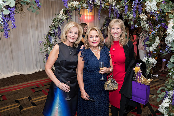 JEB46593_GCCA_QueensLuncheon